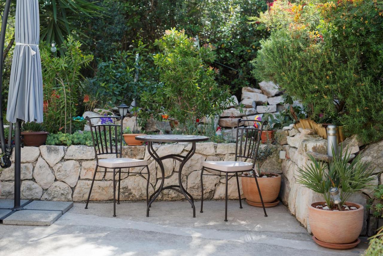 פומנה Guesthouse Sanela מראה חיצוני תמונה