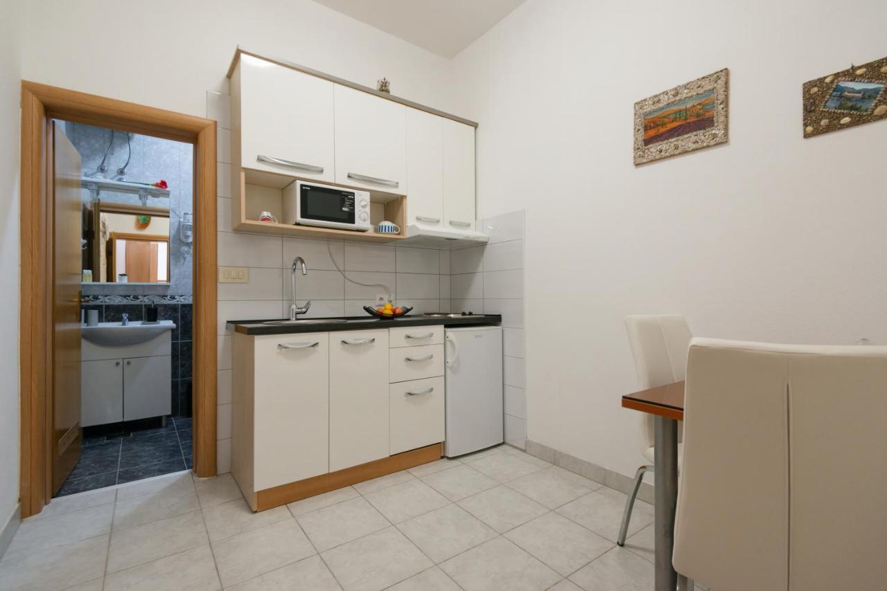 פומנה Guesthouse Sanela מראה חיצוני תמונה