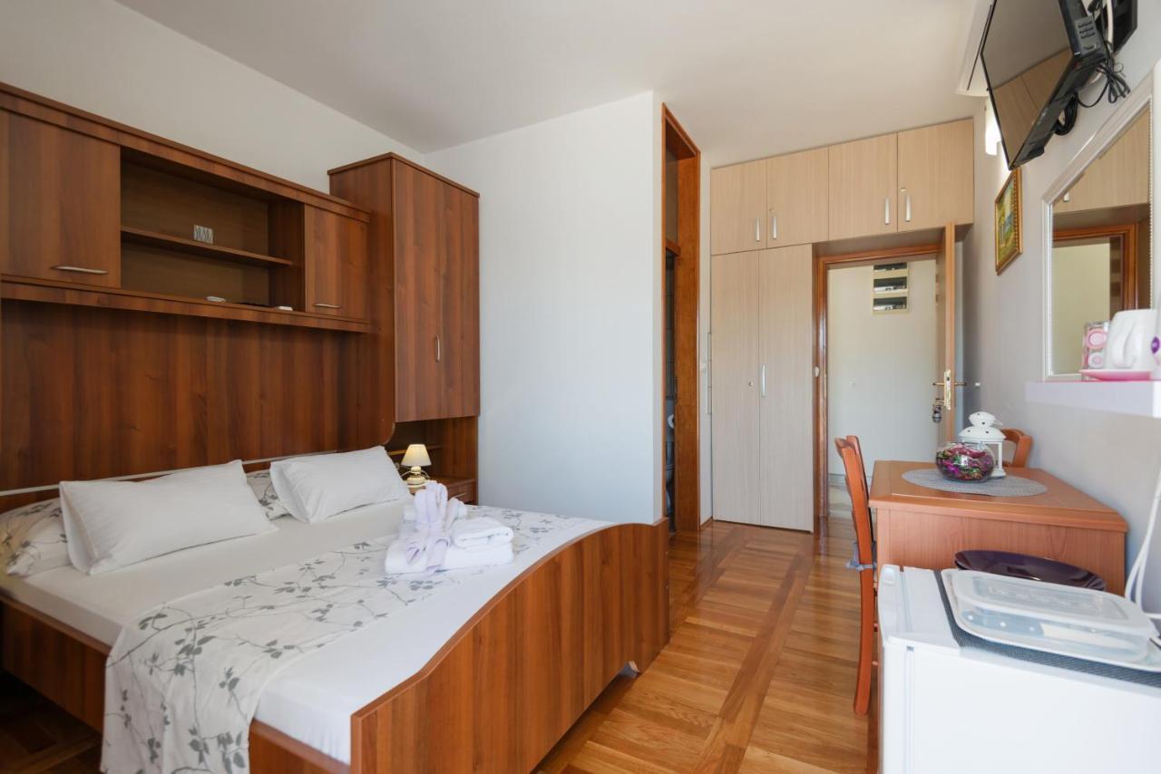 פומנה Guesthouse Sanela מראה חיצוני תמונה