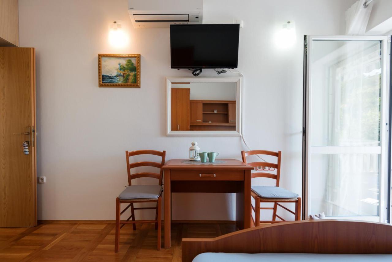 פומנה Guesthouse Sanela מראה חיצוני תמונה