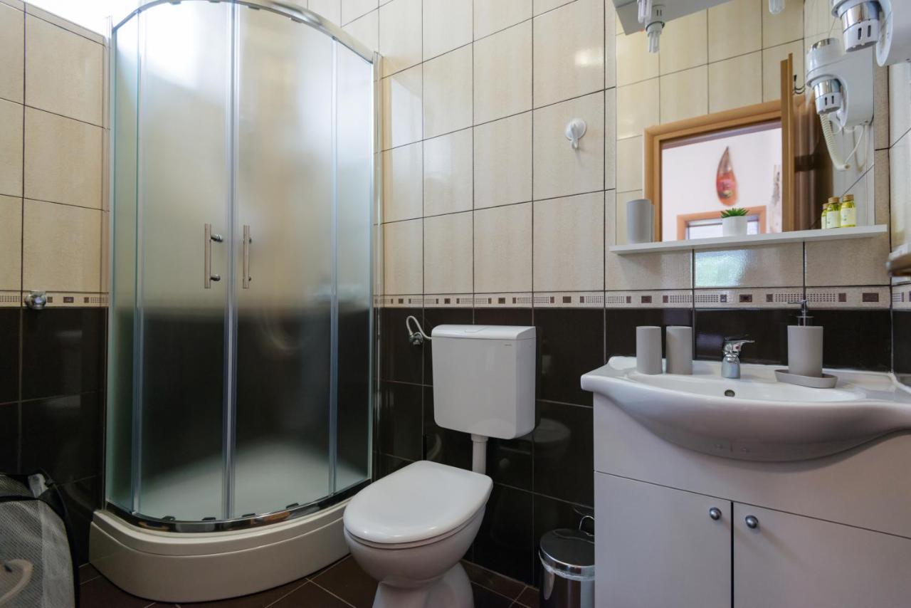 פומנה Guesthouse Sanela מראה חיצוני תמונה
